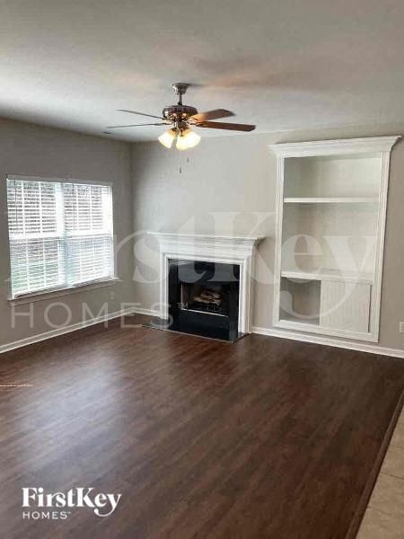 Foto del edificio - 4018 Caldwell Ridge Pkwy