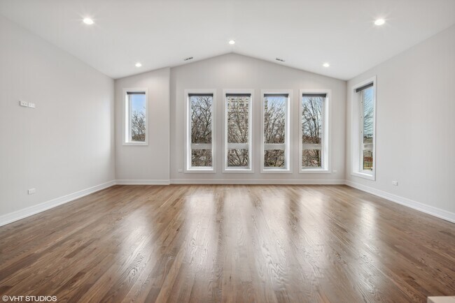 Foto del edificio - 4750 S King Dr