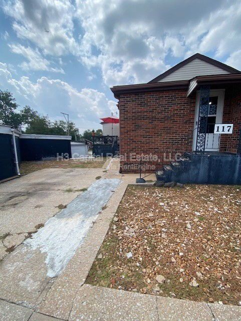 Photo - 117 N Shamrock St