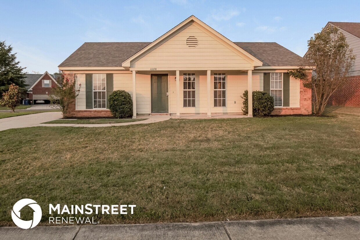 Foto principal - 10696 Pecan View Dr