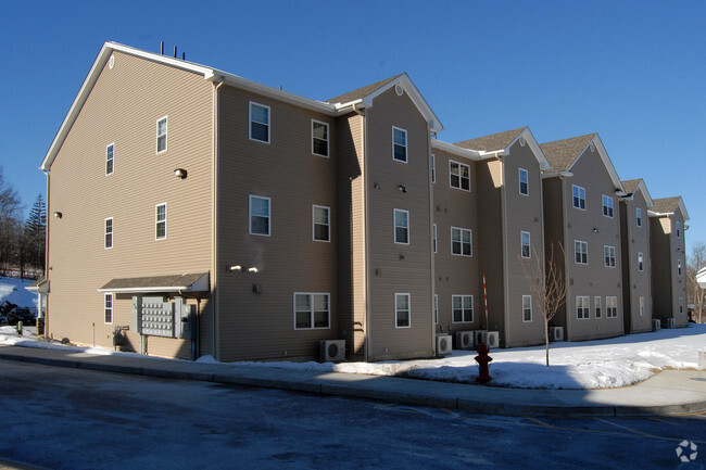 Building Photo - Oakridge Apartments