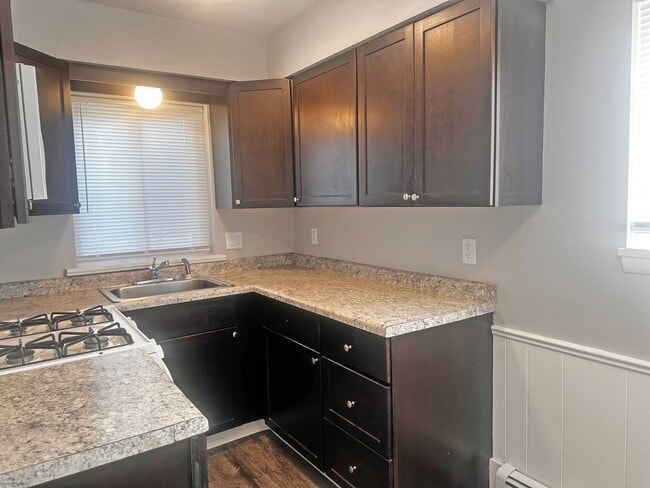 Foto del edificio - 3453 Hubal Ave SW