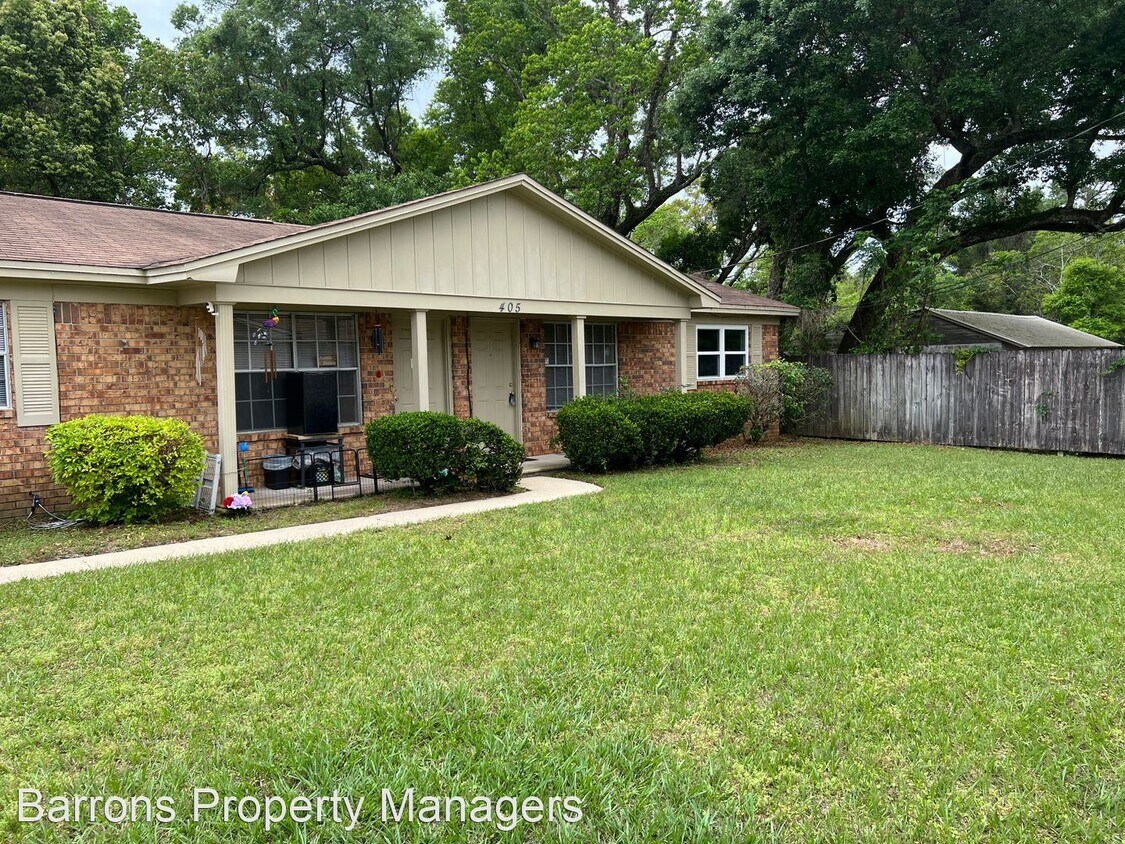 2 br, 1 bath House 405 Schubert Drive, A... House Rental in