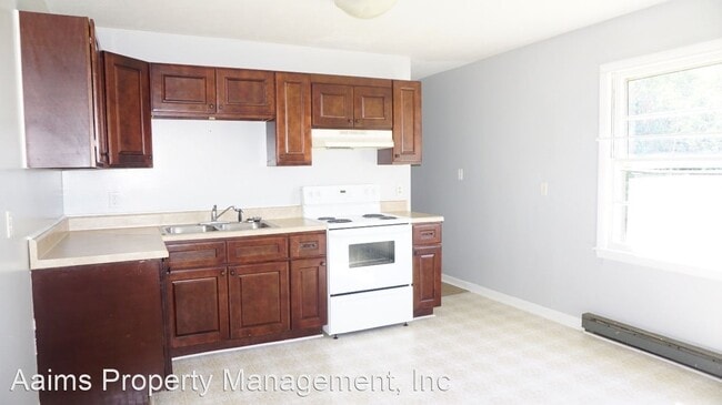 Building Photo - 3 br, 1.5 bath House - 6593 Stillwater Drive