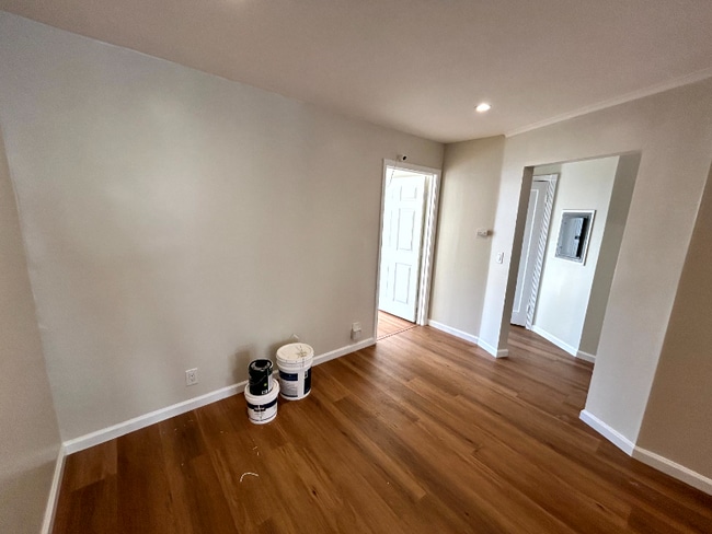 Building Photo - 155 Sickles Ave