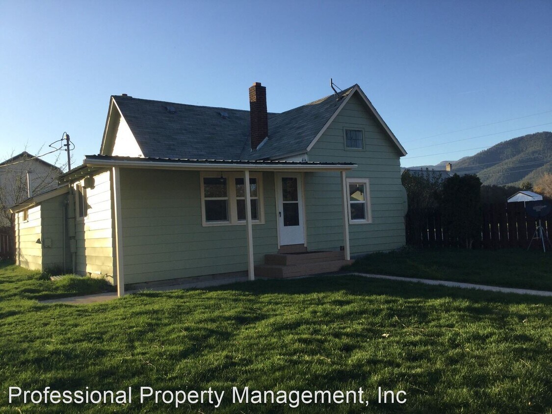 Primary Photo - 16920-17005 Mullan Rd