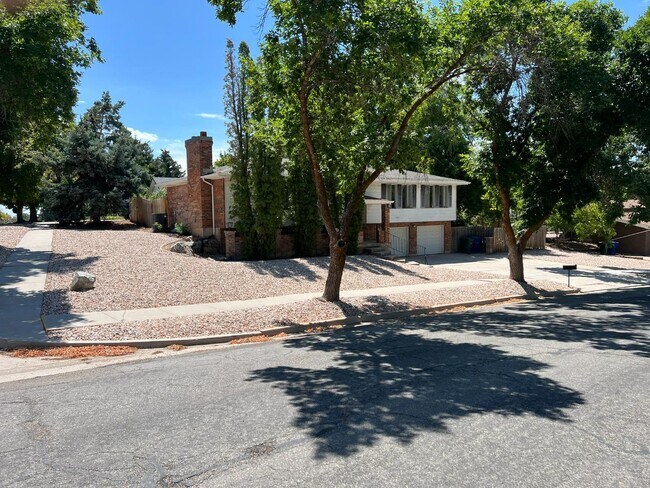 Foto del edificio - 1597 Navajo Dr