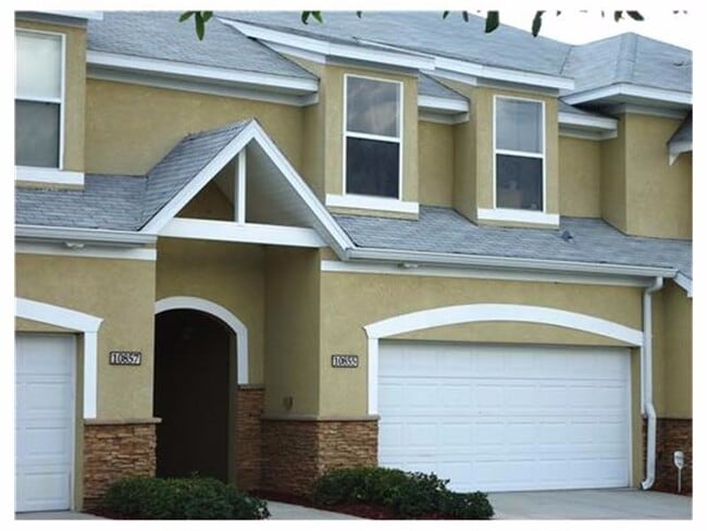 Building Photo - nice townhouse in New Tampa