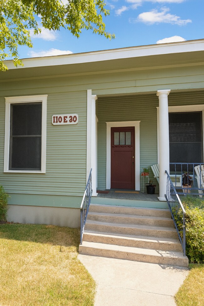 Foto del edificio - 110 E 30th St