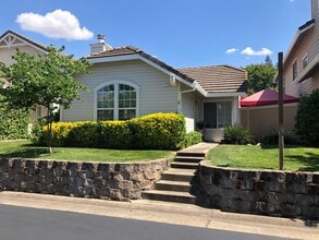 Building Photo - 310 Baird Dr