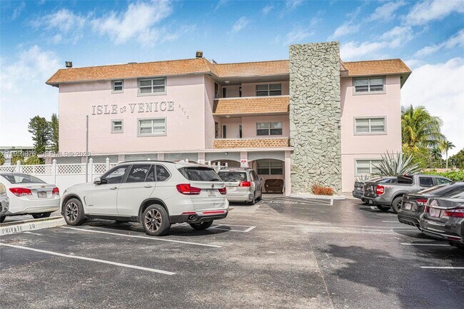 Foto del edificio - 2775 Taft St