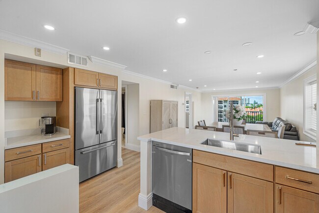 Foto del edificio - 2871 N Ocean Blvd