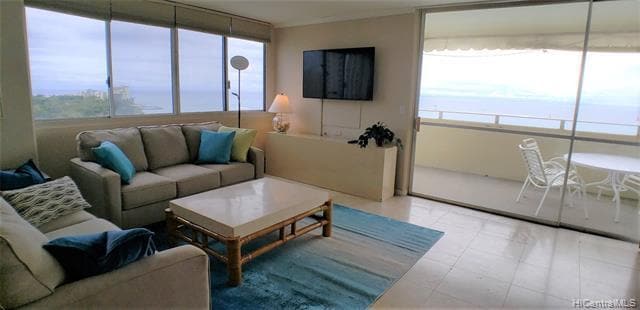 Foto del edificio - 2500 Kalakaua Ave