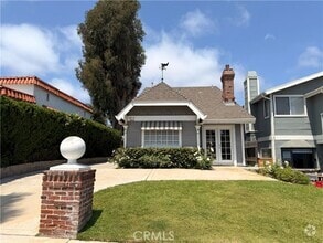 Building Photo - 34512 Via Verde