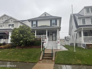 Building Photo - 128 Woodland Ave Building Photo - 128 Woodland Ave