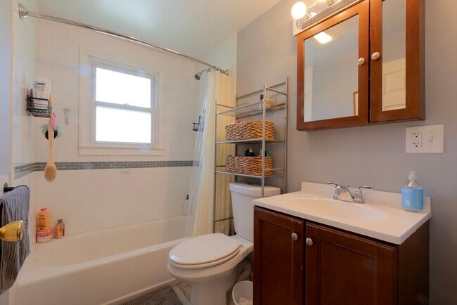 Building Photo - 89 Brayton Rd