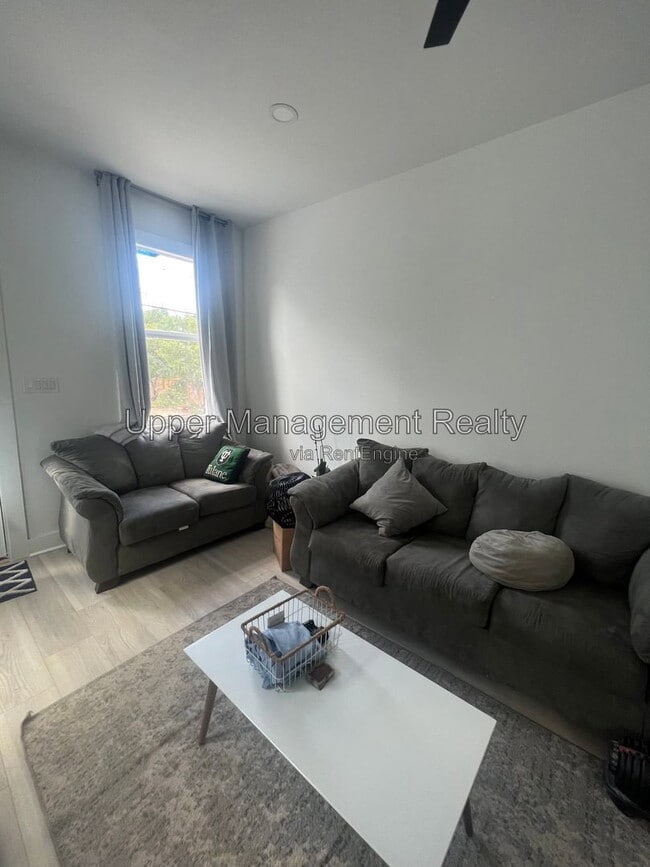Photo - 817 Adams Street House