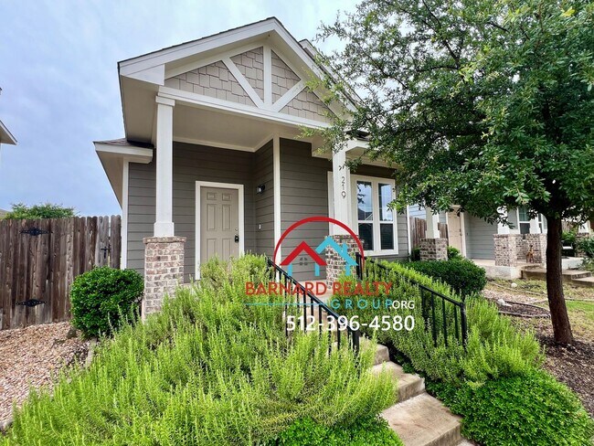 Building Photo - Available Now: 2 bed/2 bath in Desirable B...