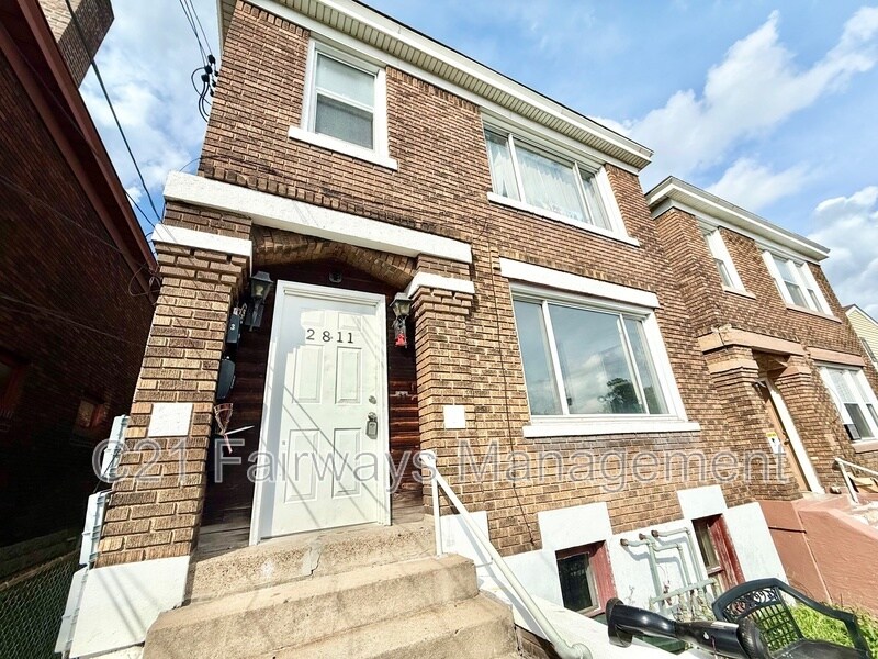 Foto principal - 2811 Brentwood Ave
