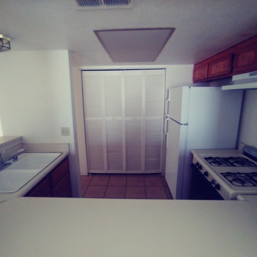Primary Photo - Single Story Townhome with 2 car attached ...