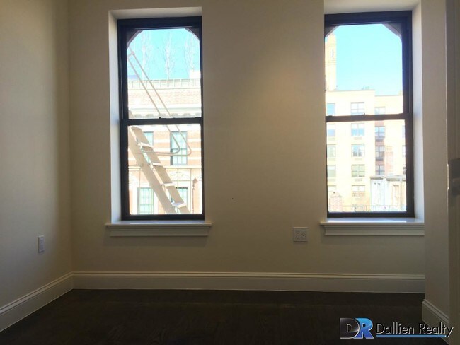 Foto del edificio - 50 E 3rd St