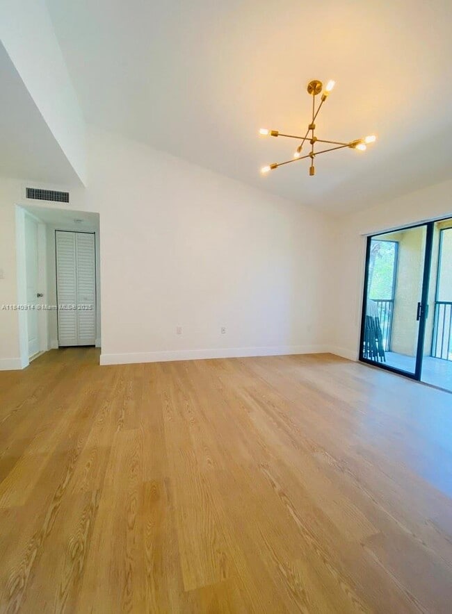 Building Photo - 10581 SW 155th Ct