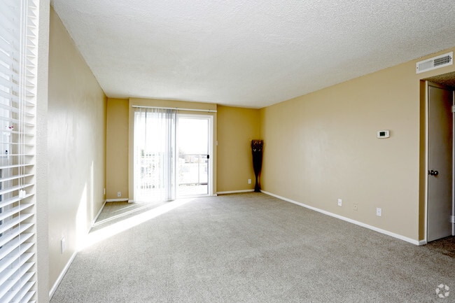 2HAB, 1BA - 2A - Heights on Huron