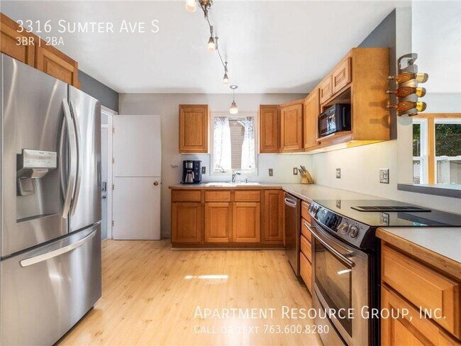 Foto del edificio - 3316 Sumter Ave S