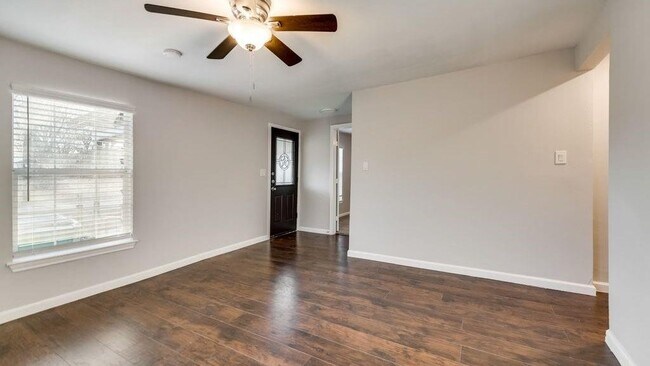 Foto del edificio - 905 N Bradley St