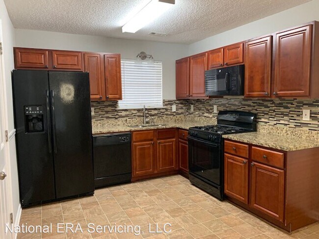 Building Photo - 3 br, 2 bath House - 204 Lisa Ct