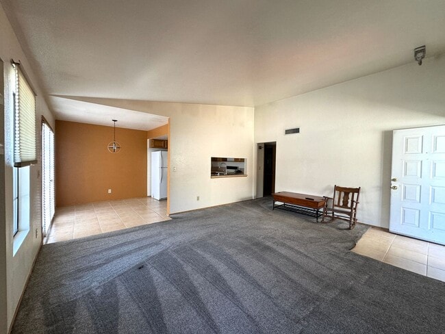 Foto del edificio - 5080 Jeffreys St