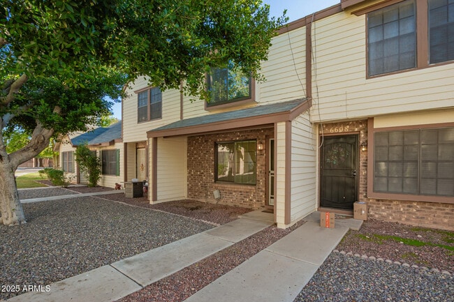 Building Photo - 6606 W Jamaica Dr