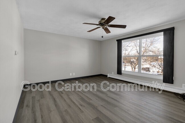 Foto del edificio - 1190 Orchard Park Rd