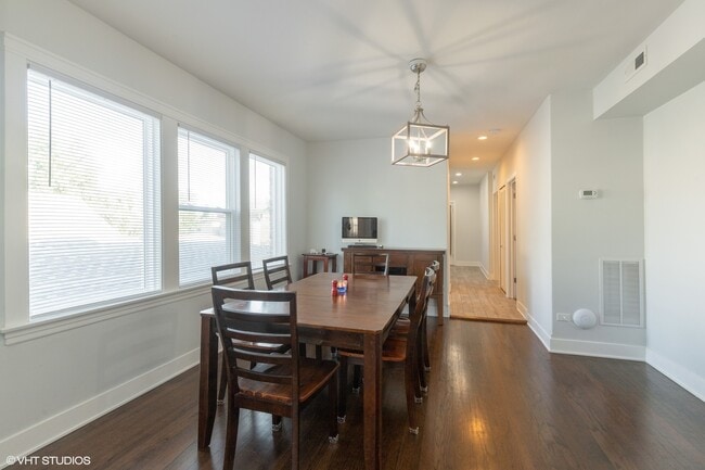 Foto del edificio - 4327 W Kamerling Ave