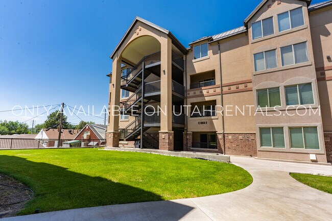 Foto del edificio - 843 E 620 N