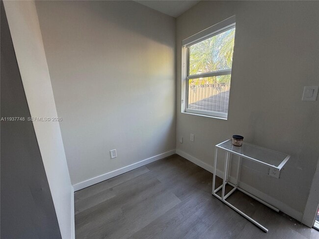 Foto del edificio - 10785 SW 26th St