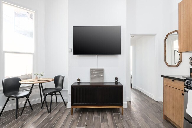 Foto del edificio - 1440 Linden St