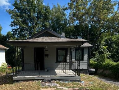 Foto del edificio - 7205 Calvin Ave