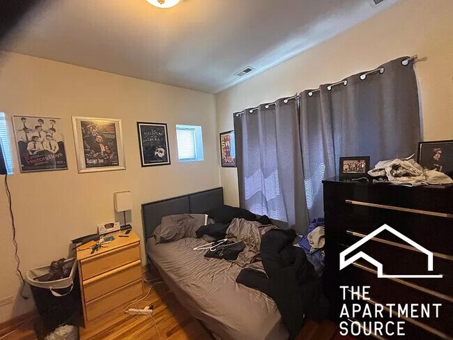 Foto del edificio - 7044 N Paulina St