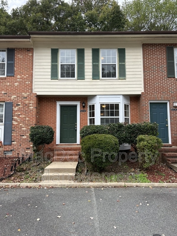 Building Photo - 5232 King's Wood Ln