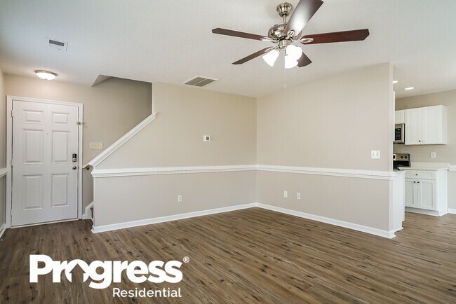 Foto del edificio - 5828 Cherryrain Ct