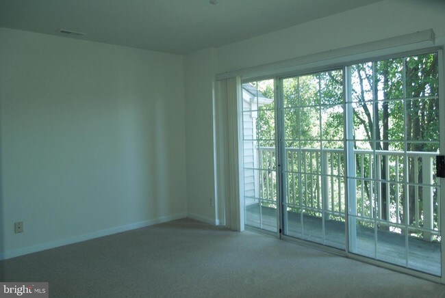 Building Photo - 21885 Elkins Terrace