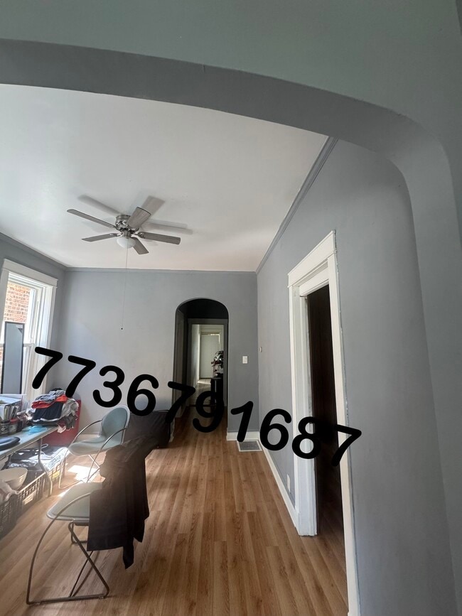 Building Photo - 5424 S Honore St