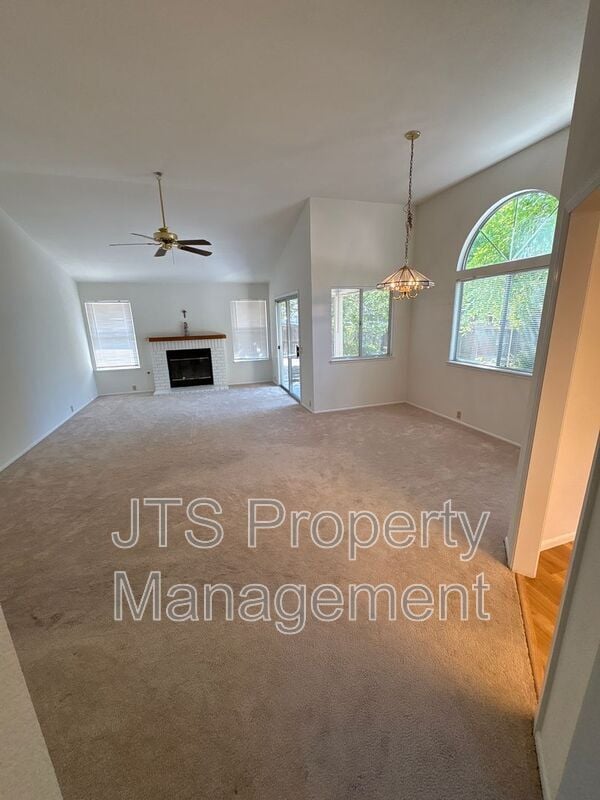 Building Photo - 8987 Paso Robles Way