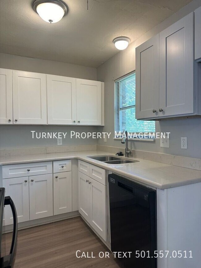 Foto del edificio - 3300 Lilac St