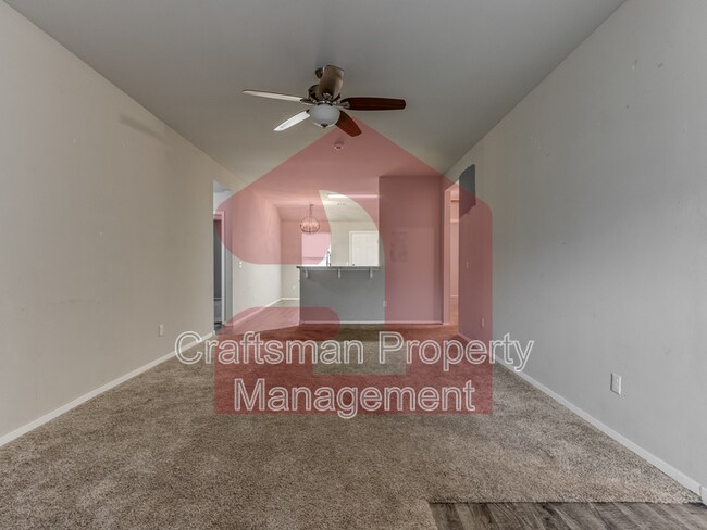 Foto del edificio - 1865 Jack Rabbit Ln