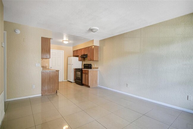 Building Photo - 3164 Redditt Rd