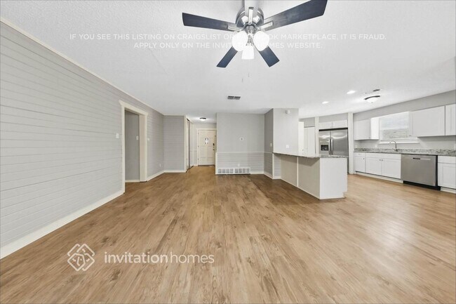 Foto del edificio - 3212 Glenmont Dr
