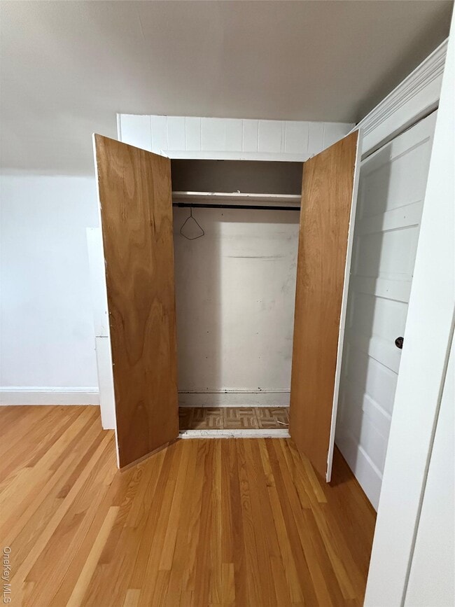 Foto del edificio - 92-40-92-53 53rd Ave