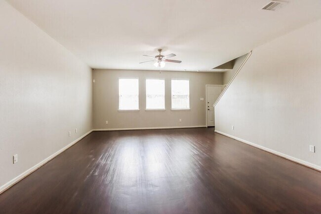 Building Photo - 2822 Mesquite Ridge Dr